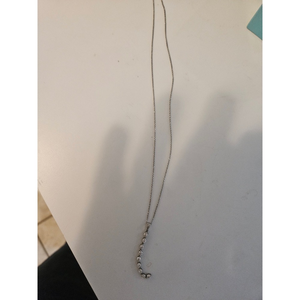 14K White Gold Diamond Curved Drop Pendant Necklace Lobster Clasp